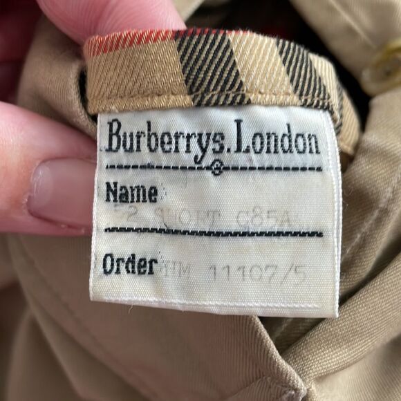 Burberry Men’s Lined Trench Coat - Picture 10 of 11